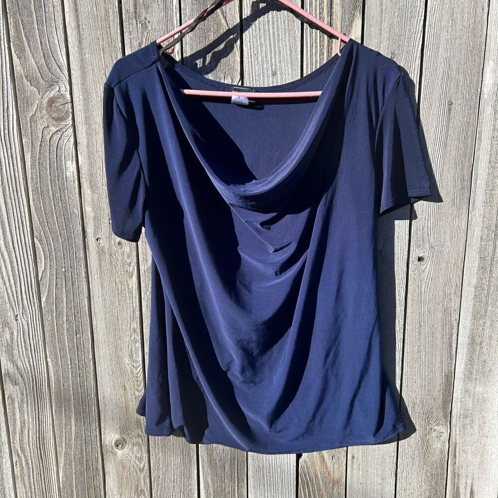 Star Vixen blouse short sleeve scoop next size large